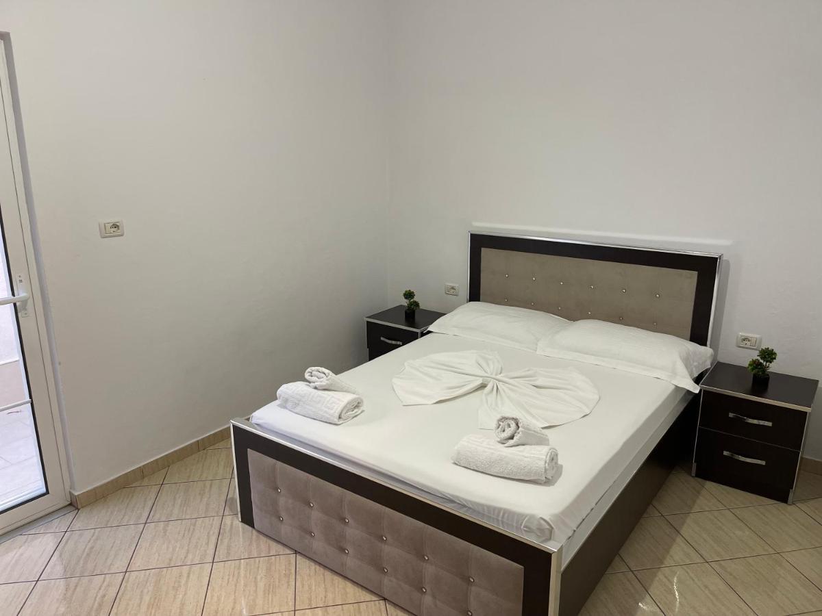 Villa Xhevdet Sarandë Dış mekan fotoğraf