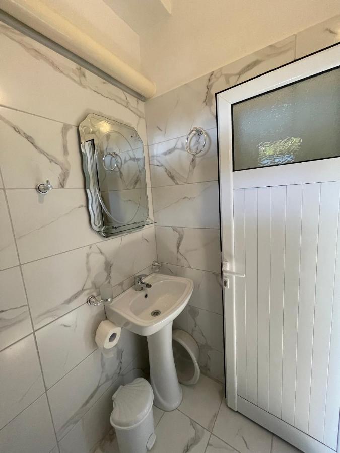 Villa Xhevdet Sarandë Dış mekan fotoğraf